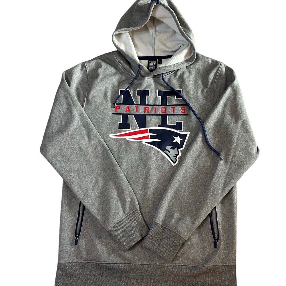 NFL Team Apparel Gray New England Patriots, Graphic, Hoodie- M